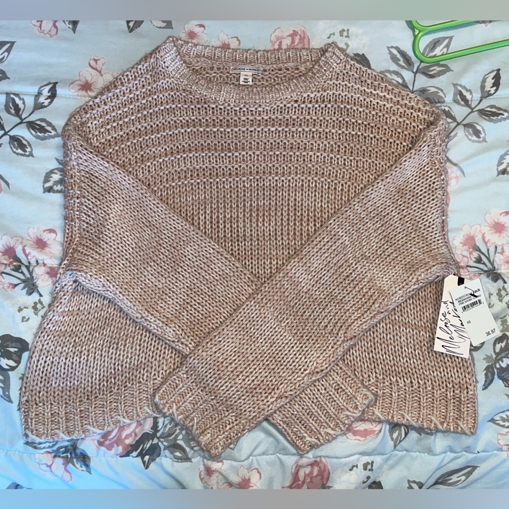 Women’s XS Melrose and Market Sweater- *NEVER WORN* - Picture 12 of 16